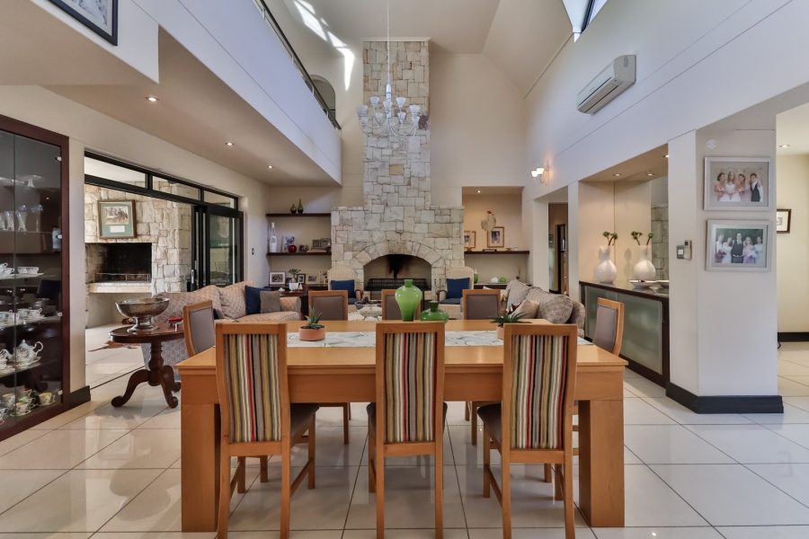 5 Bedroom Property for Sale in Pearl Valley at Val de Vie Western Cape